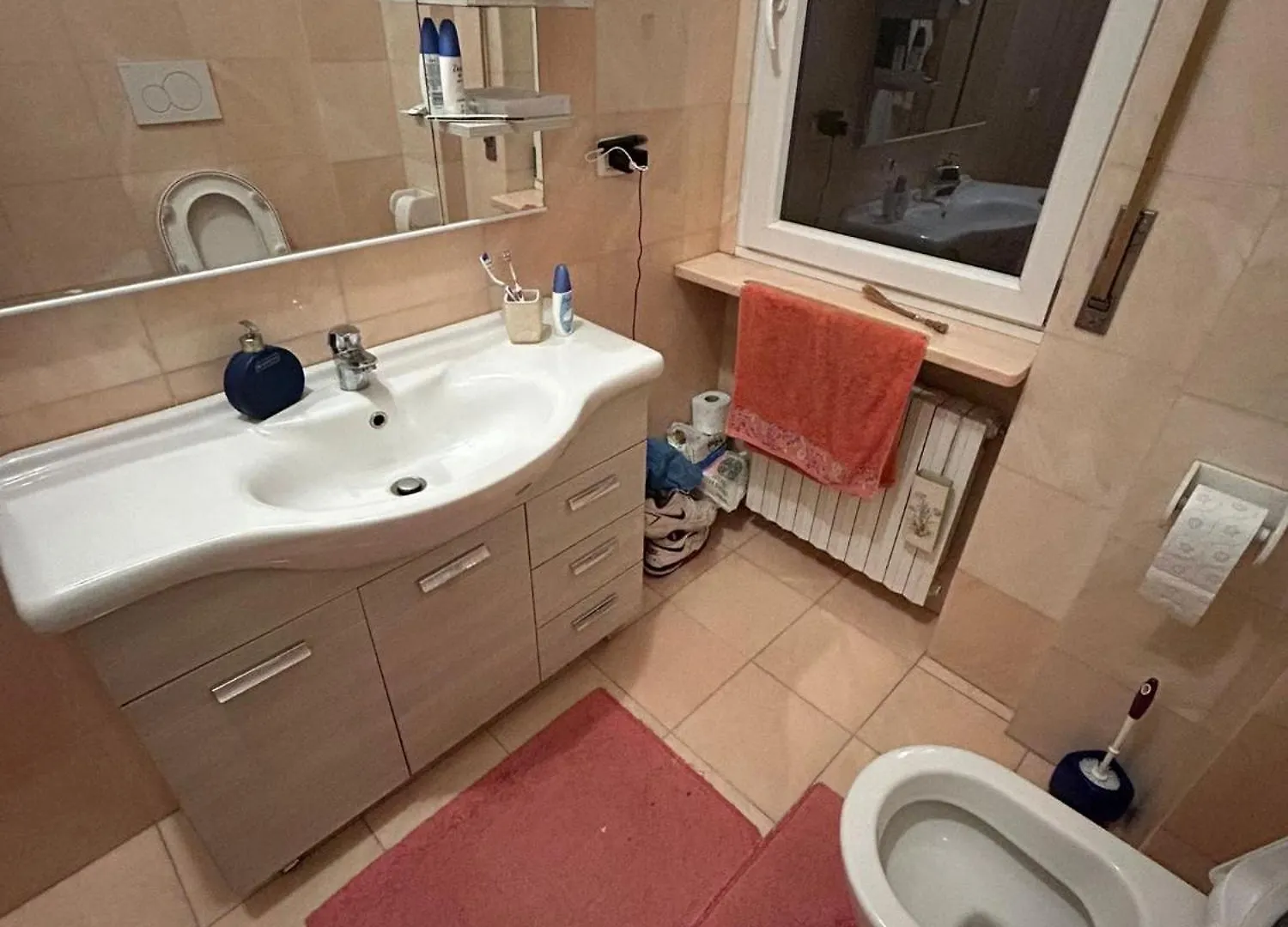 Cozy Room Near Verona City Center Affordable & Charming Stay 0*,  Italy